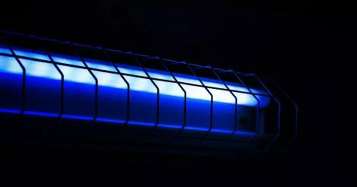 日本研究發現「藍色LED光」去黃漬 效果強過漂白水還不傷衣