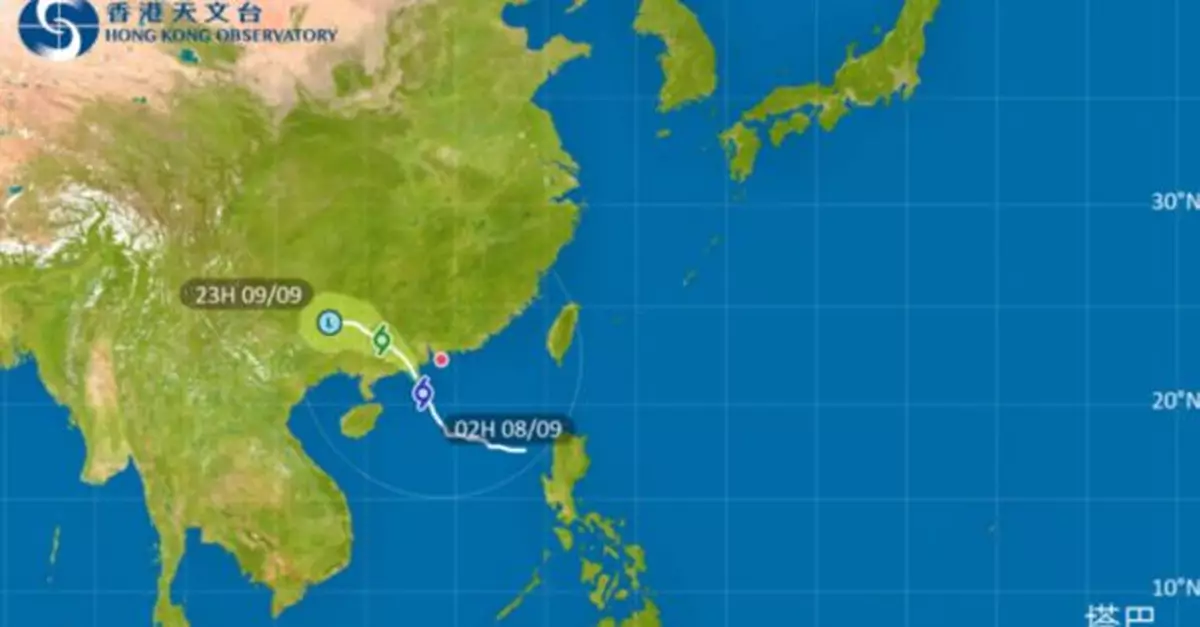 天文台稱八號烈風或暴風信號會至少維持至今早11時