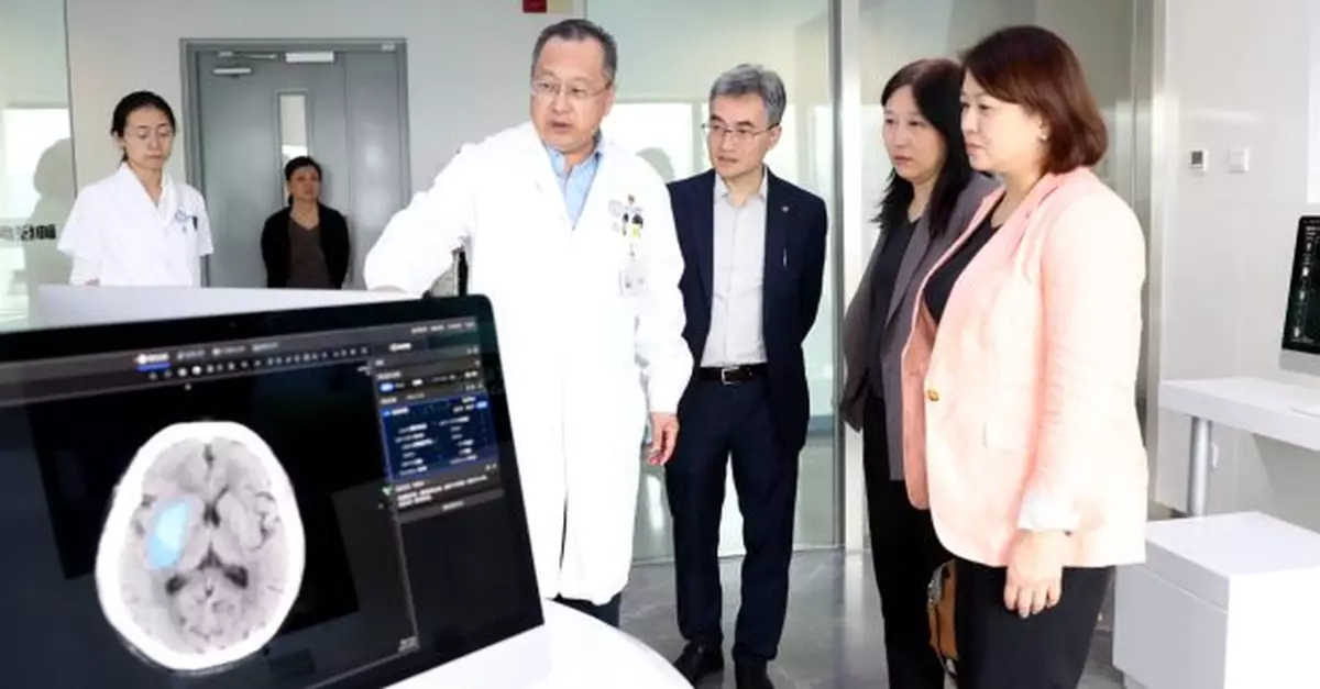 李夏茵稱進一步推進京港醫療機構協作與交流　帶來更優質服務