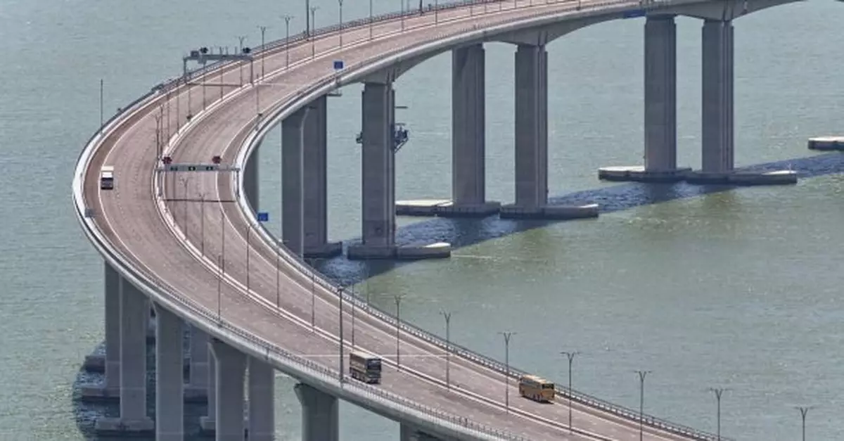 港珠澳大橋主橋明日下午3時起封閉直至另行通知