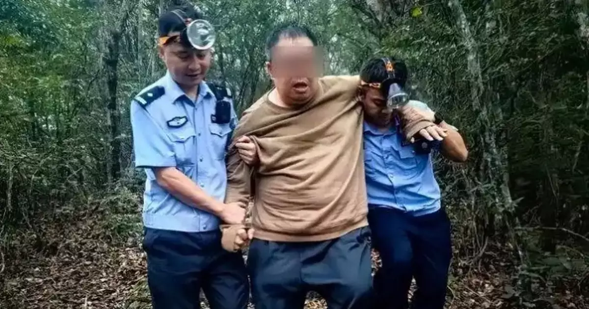 攀1700米高山 浙江124KG壯漢力竭受困深山 獲救援人員3小時接力扶下山