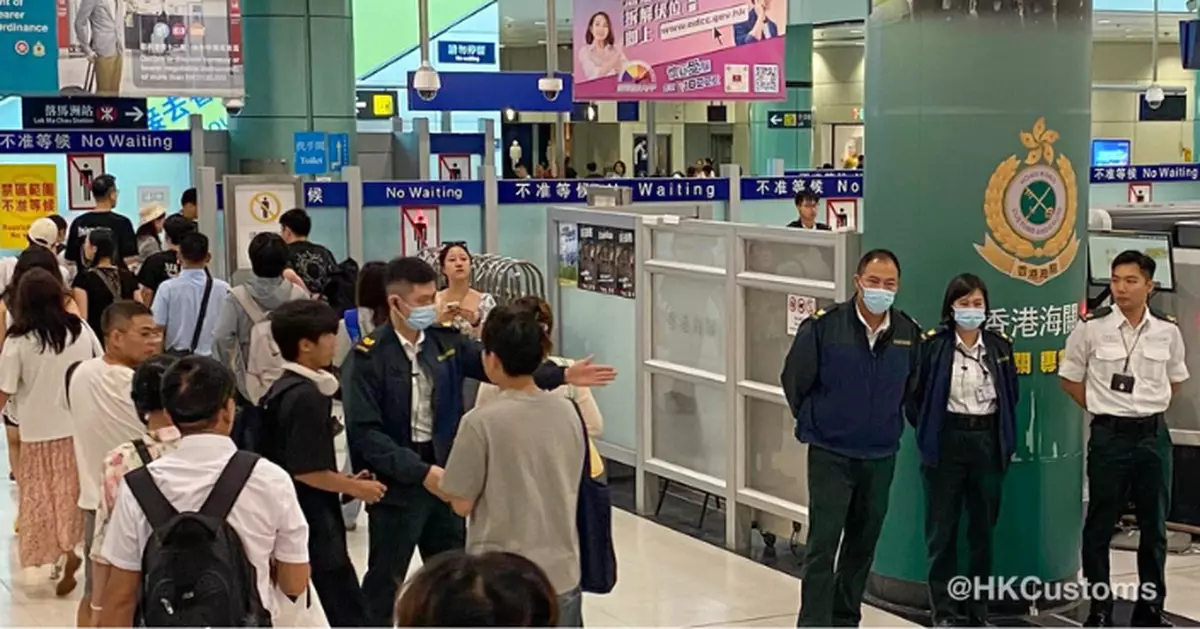 海關部署應對國慶及中秋假期出入境情況 高層到各管制站視察