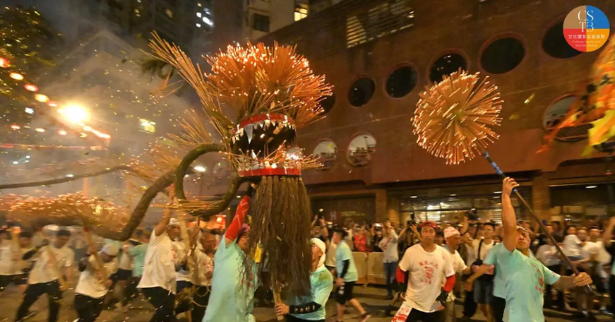 旅遊事務專員張馮泳萍籲市民遊客勿錯過大坑舞火龍