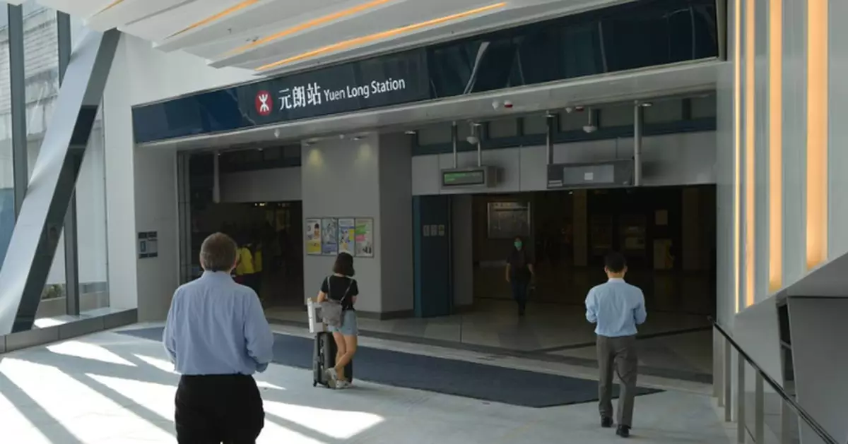 外籍男行李箱涉藏13公斤懷疑可卡因 港鐵元朗站被捕