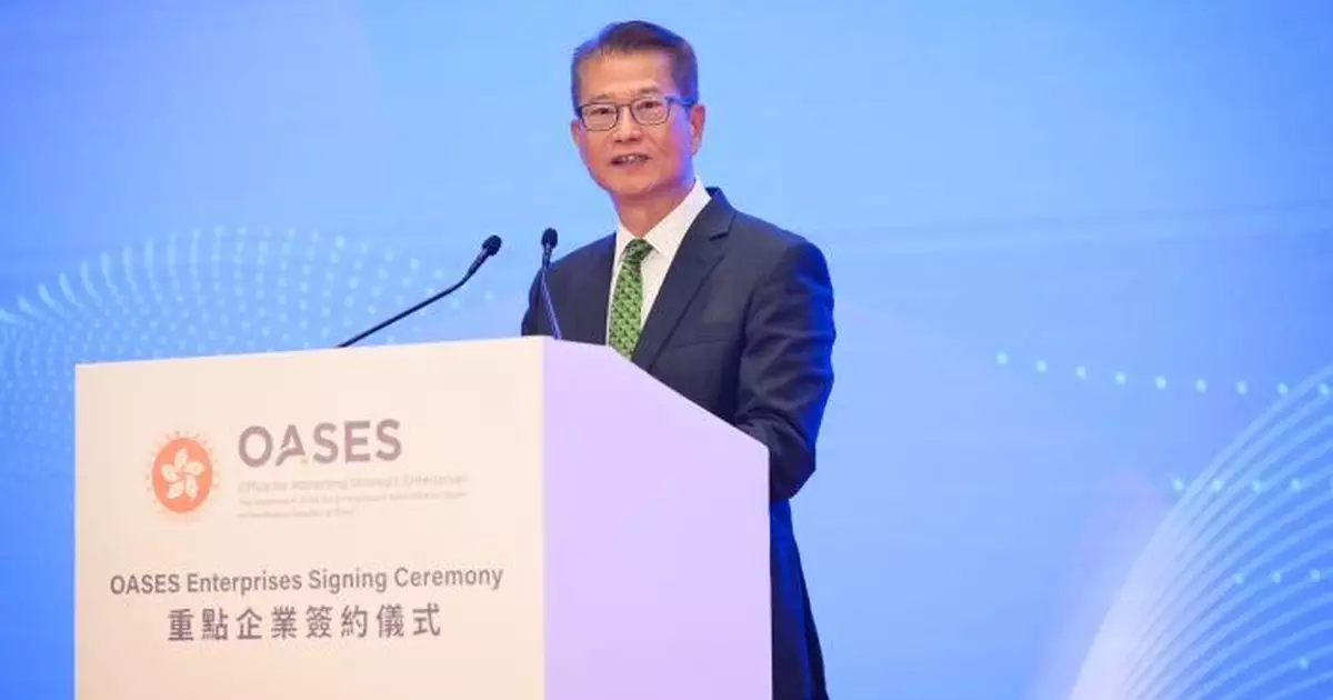 陳茂波：香港IPO市場非常強勁　逾200間公司正排隊上市