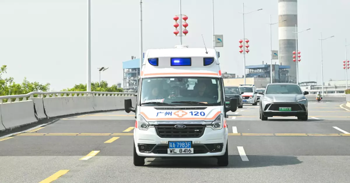 跨境直通救護車試行演練 盧寵茂料年底前計劃擴展至南沙