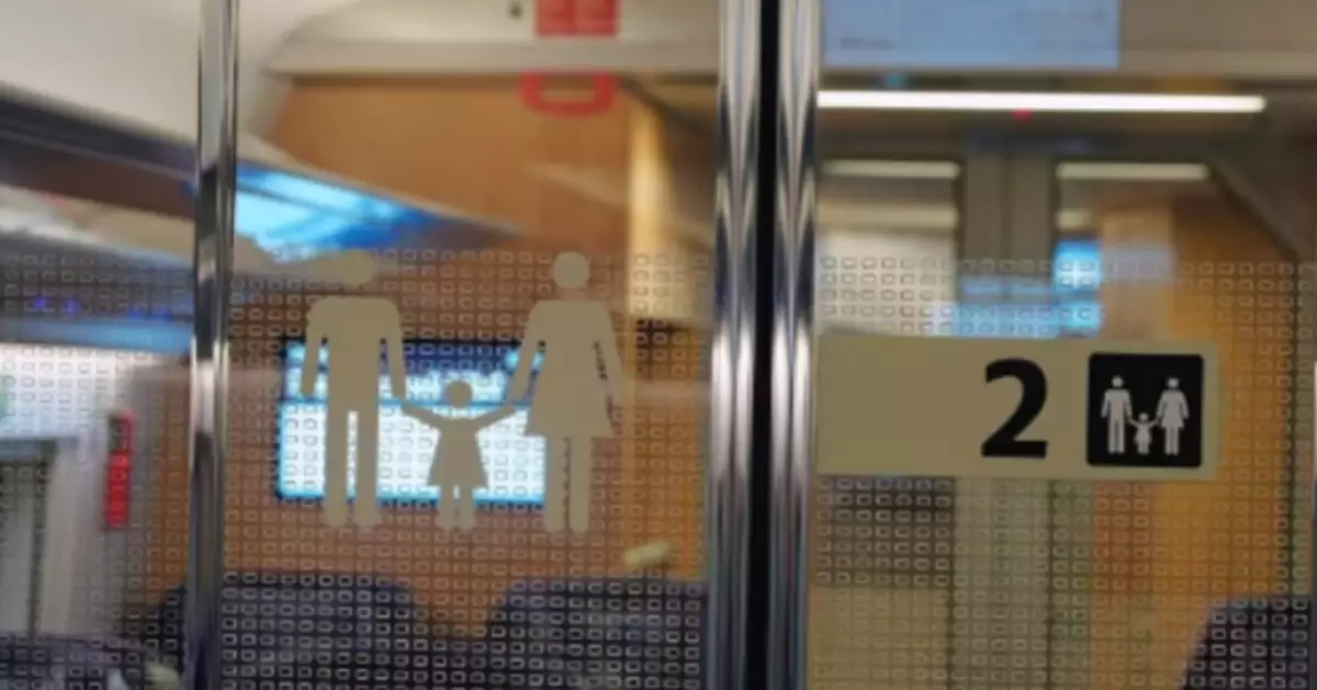 寧靜車廂？德國高鐵設幼兒包廂 超大插畫桌面讓寶寶爬行塗鴉