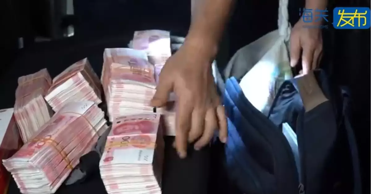 海關總署﹕北上港車港珠澳大橋入境 違規帶逾50萬元人民幣