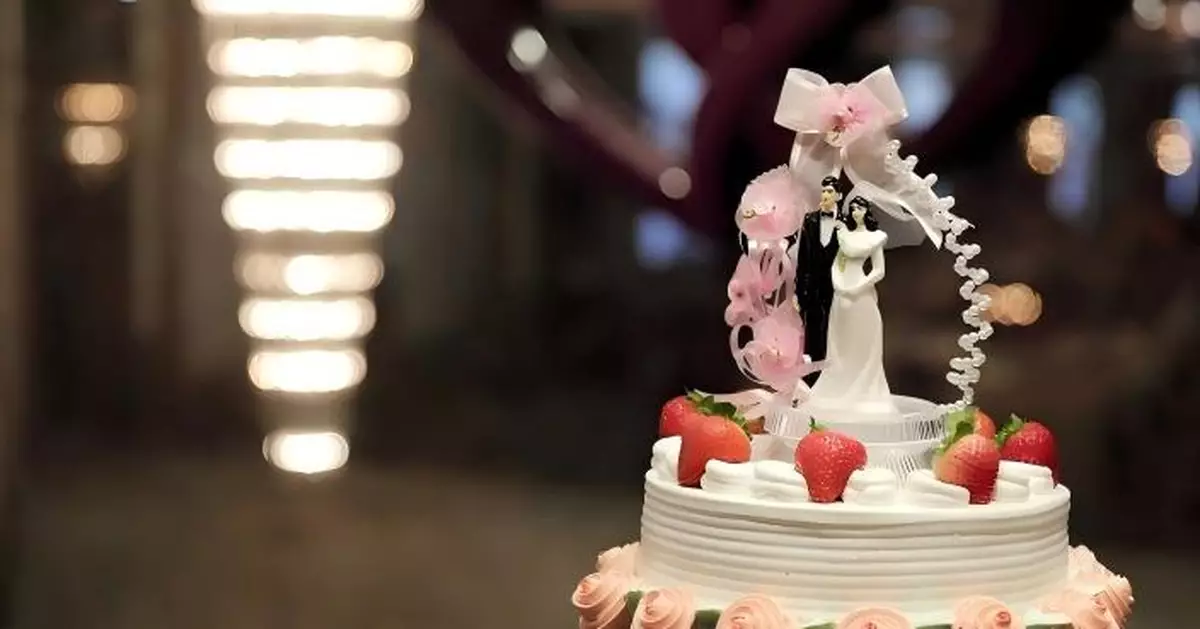 代友人照顧5歲囡18年後竟娶來當老婆！日5旬男自爆娶細30歲嫩妻離奇經過