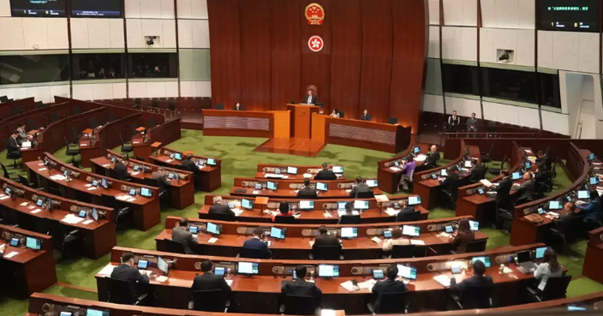 2025立法會選舉｜截至中午至少6人報名選委界  不少現任議員及政界元老撐場