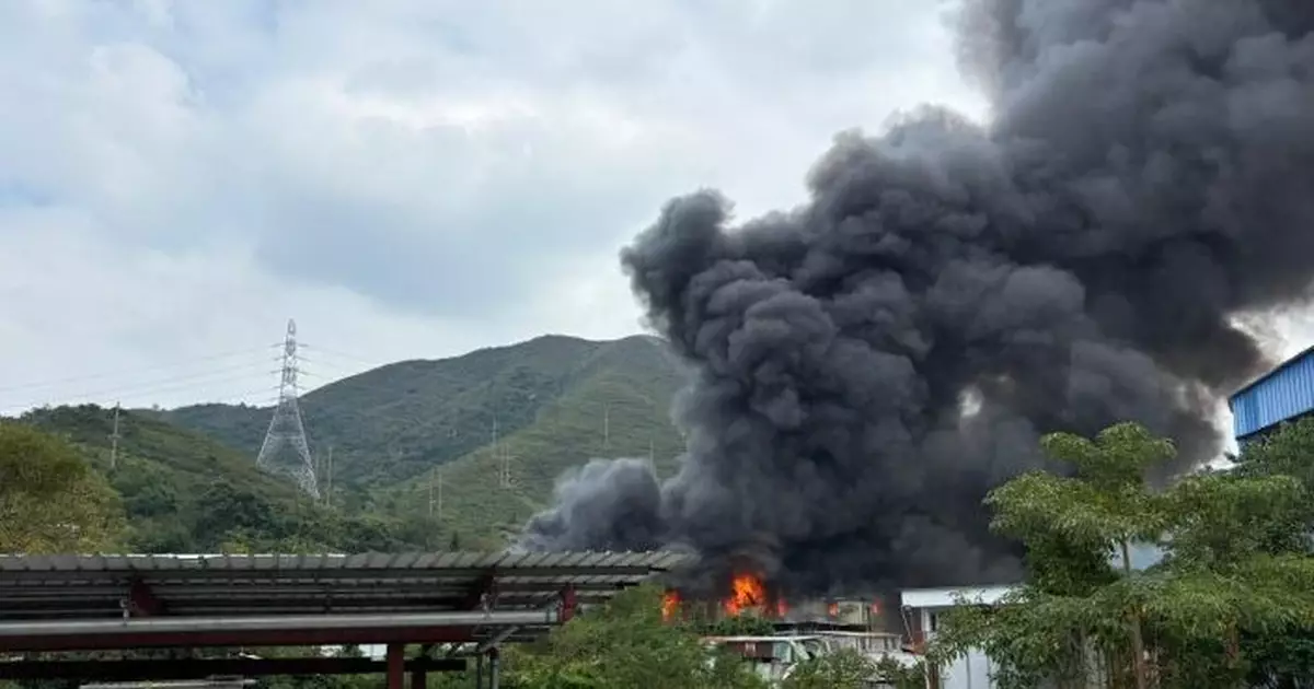 上水麒麟村附近貨倉三級火　11人自行疏散暫無受傷報告