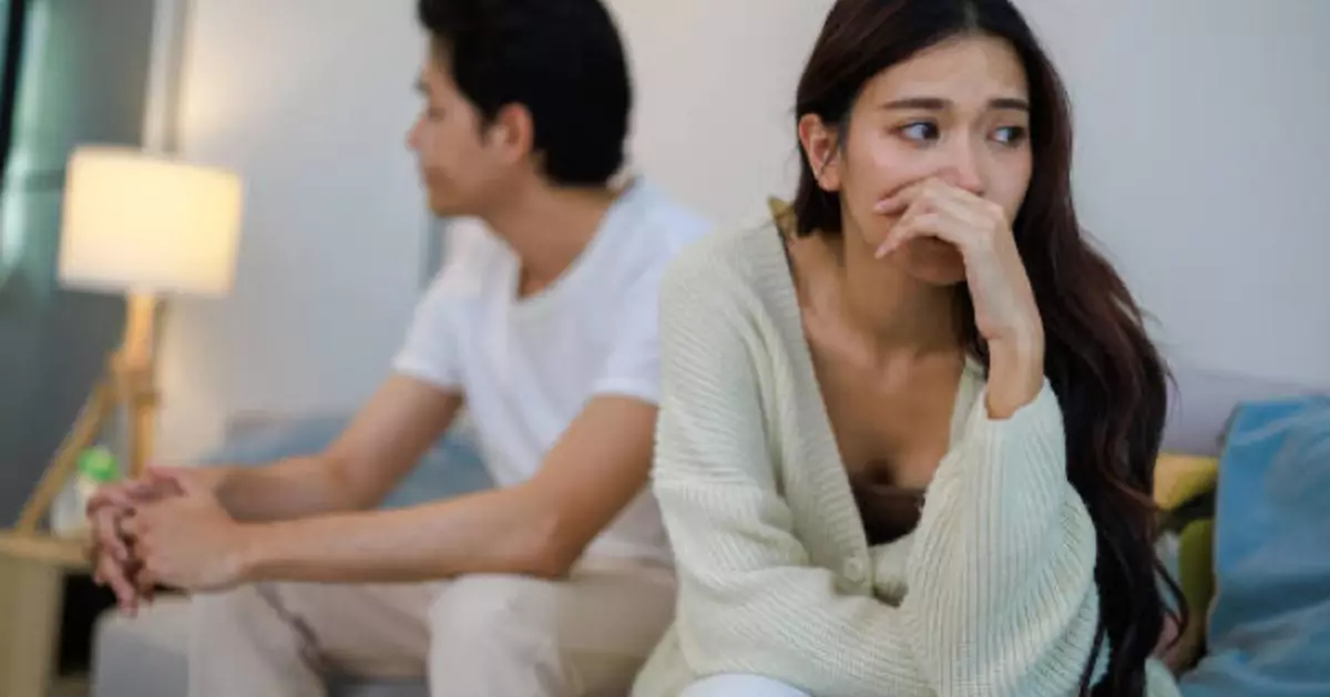 媽媽叫女友「新抱」引不滿 台男苦惱如何勸阻家人 網支招：把責任攬到自己身上