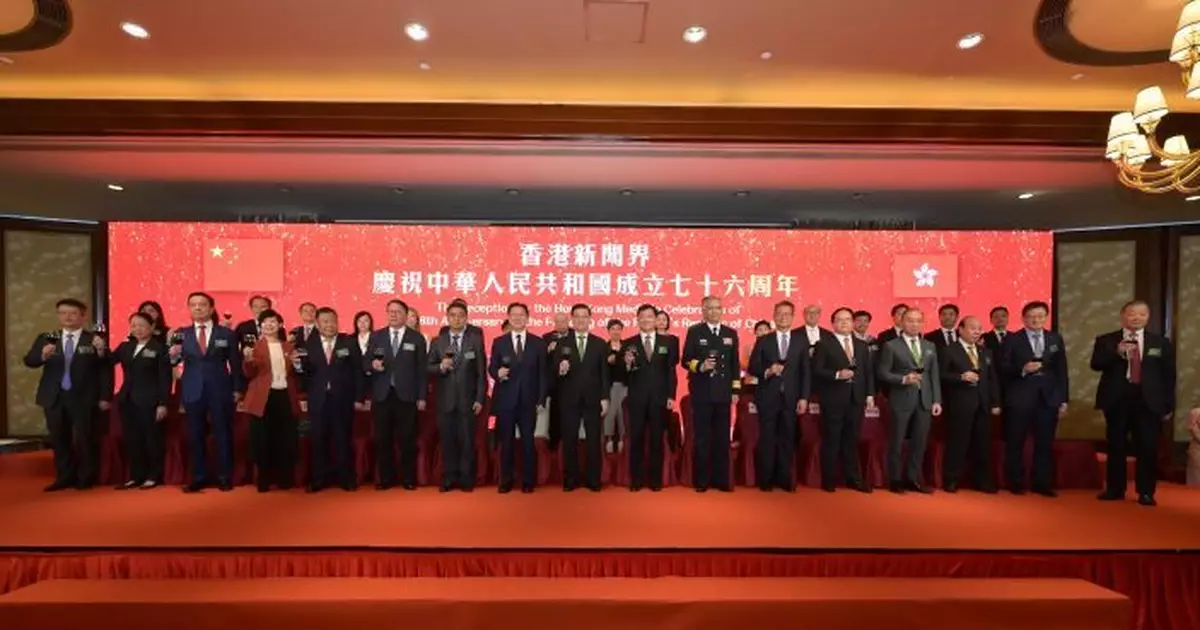 新聞界賀國慶76周年 周霽：冀眼裏有家國、筆下有擔當及心中有理想