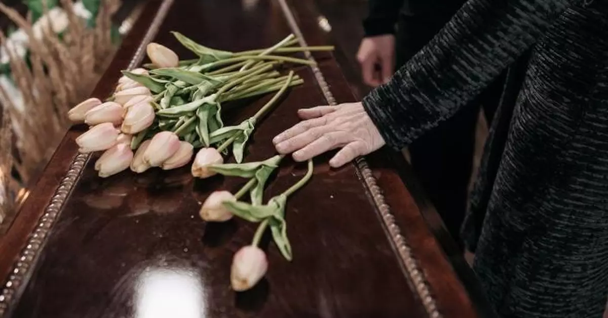 遭誤認車禍身亡 阿根廷22歲男突現身自己葬禮嚇壞眾人