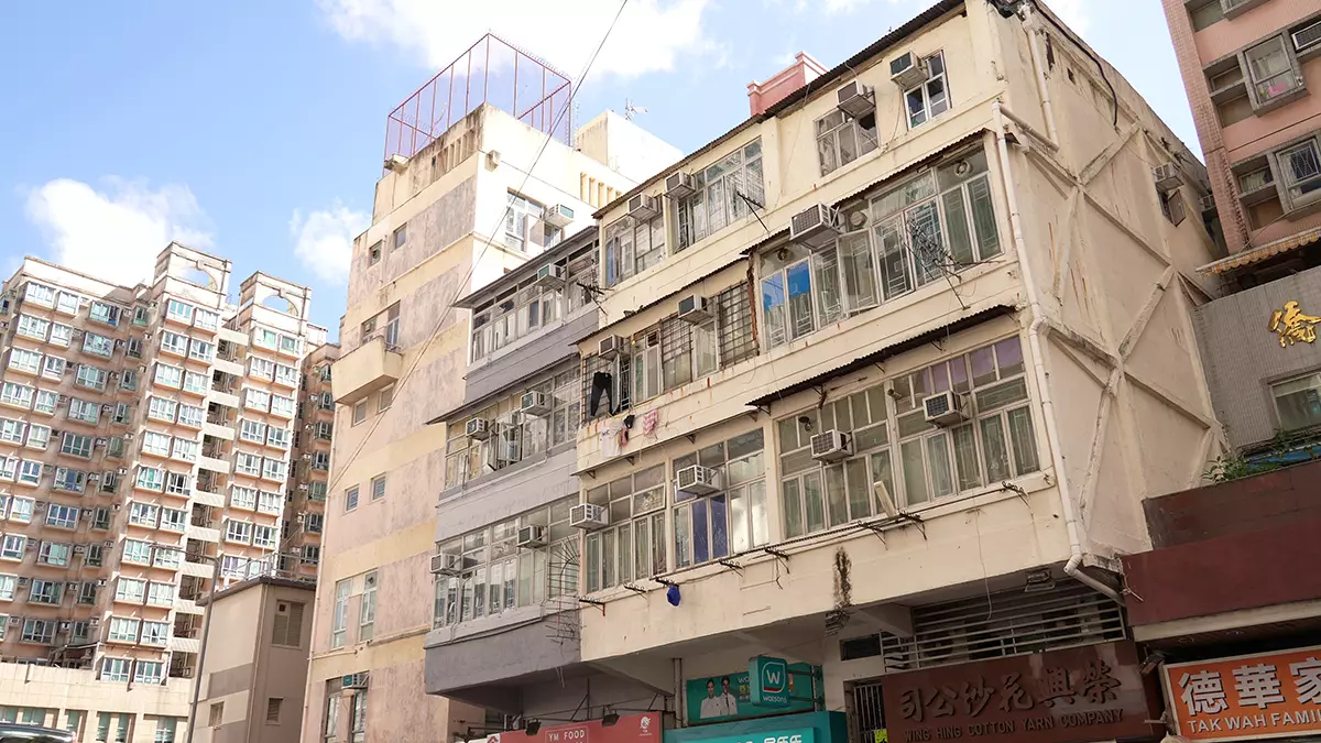 消防處早前巡查全港1500幢舊式樓宇的消防裝置。資料圖片