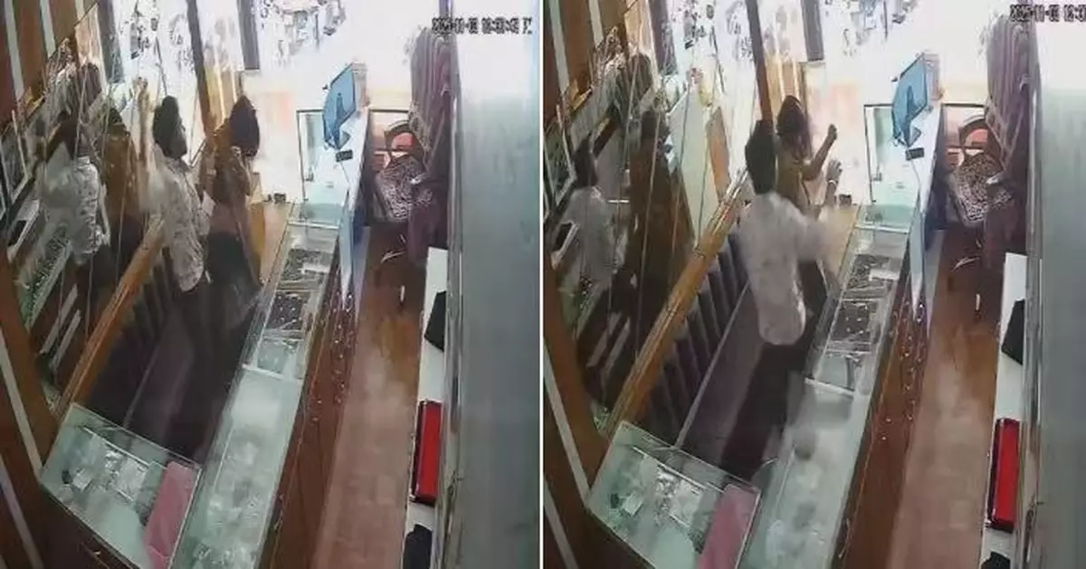 潑辣椒粉搶劫失敗反挨打！印度女遭珠寶店店主狂扇20巴掌倉皇落跑
