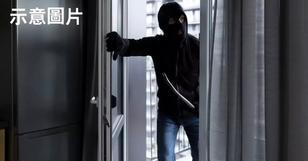 持槍歹徒扮快遞員上門 美屋主毫無防備開門被劫走逾8500萬加密貨幣