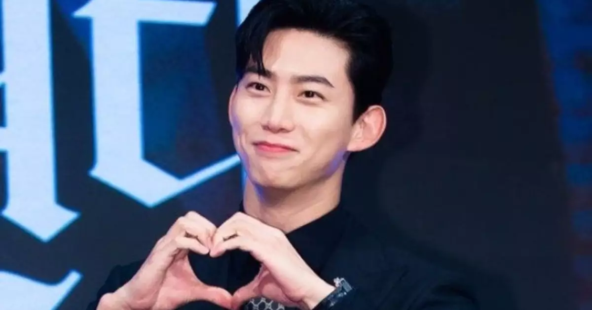 玉澤演親筆信宣佈婚訊 與交往多年圈外女友約定共度一生