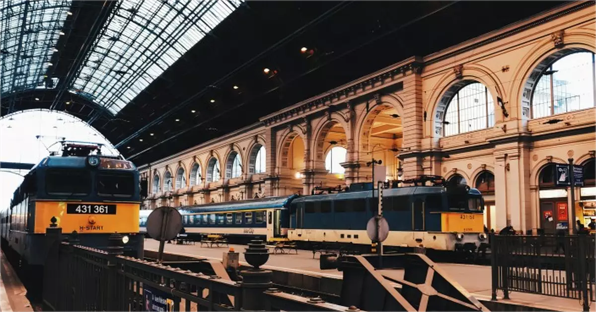 歐盟慶申根區40周年 向18歲青年派4萬張「探索歐洲」火車通行證