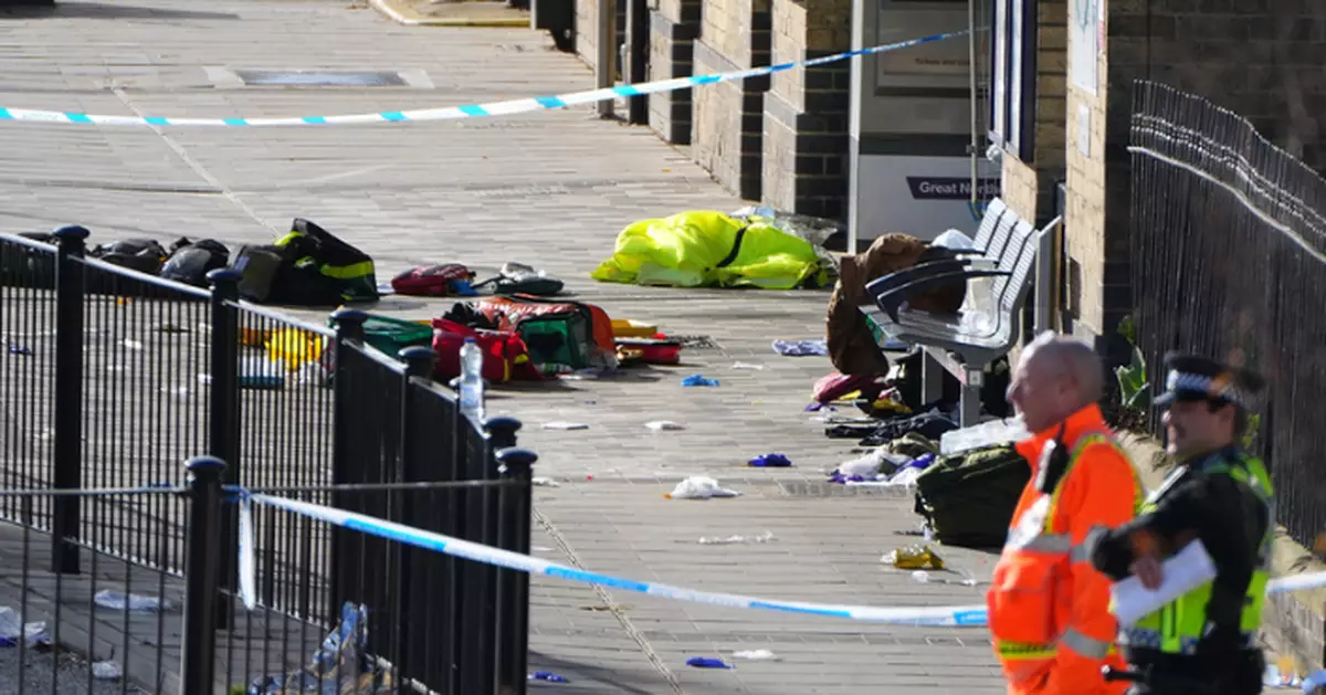 英國列車傷人案兩疑兇均為英籍 當局相信不涉恐怖主義