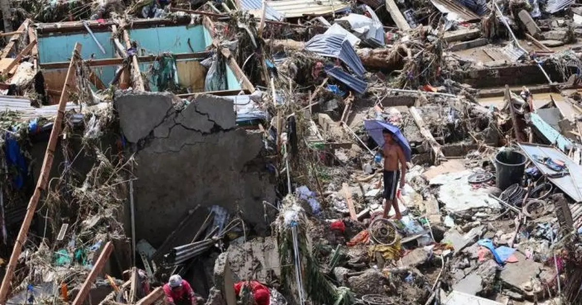 海鷗吹襲致逾140人死　菲律賓全國進入災難狀態