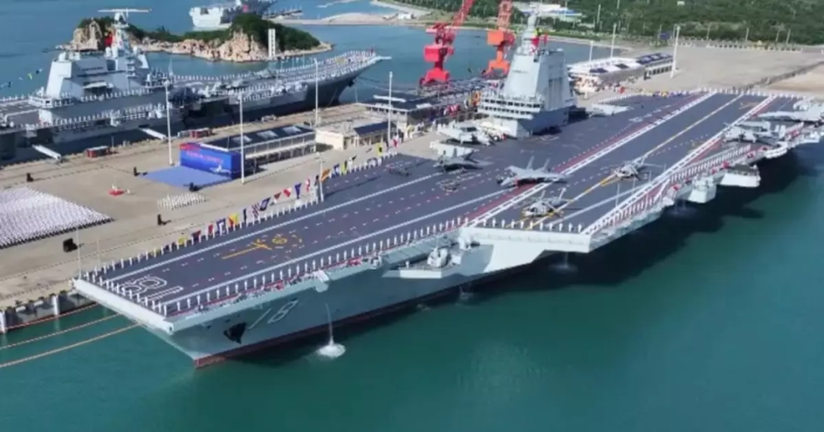 終於等到你  福建艦每天起降300架次  中國三航母時代到來