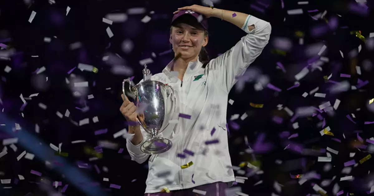 WTA年終賽賴芭堅娜挫莎芭蓮卡封后