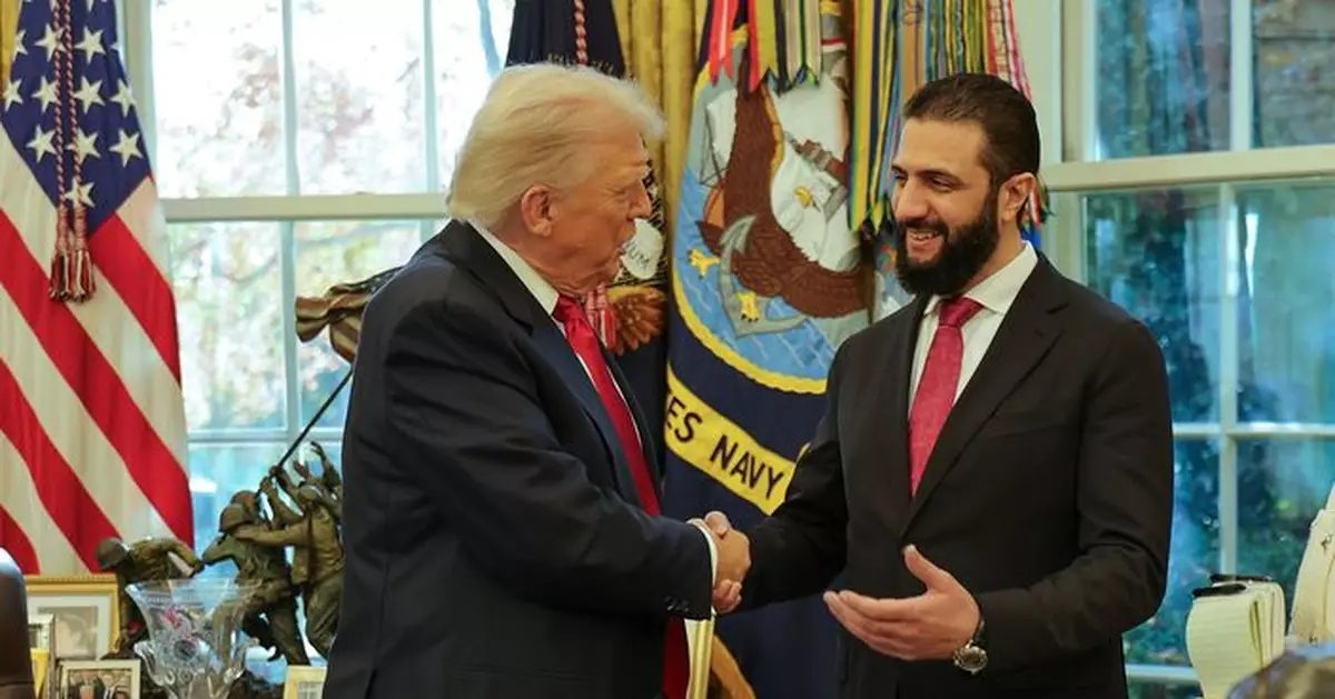 特朗普與到訪敘利亞總統沙拉會談 商討加強和發展雙邊關係