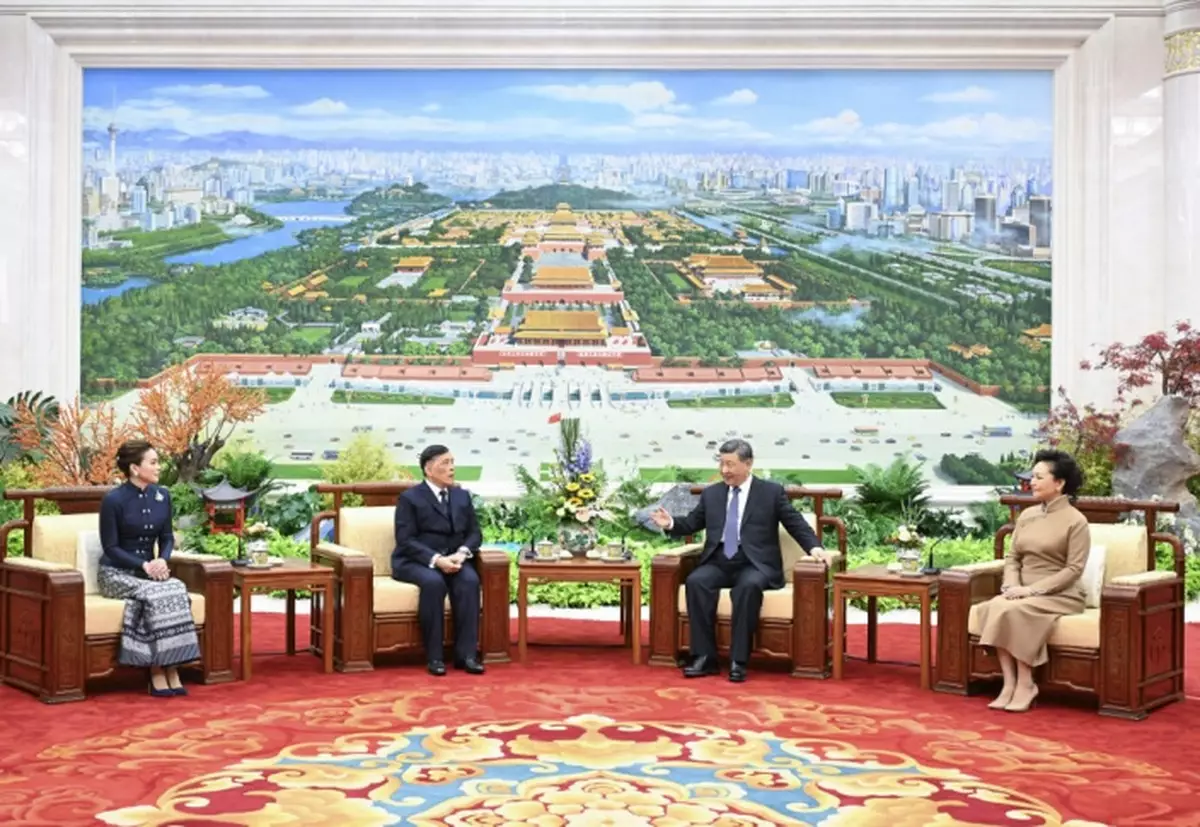 中泰建交50周年 習近平會見泰王哇集拉隆功 稱願與泰方加強戰略對接