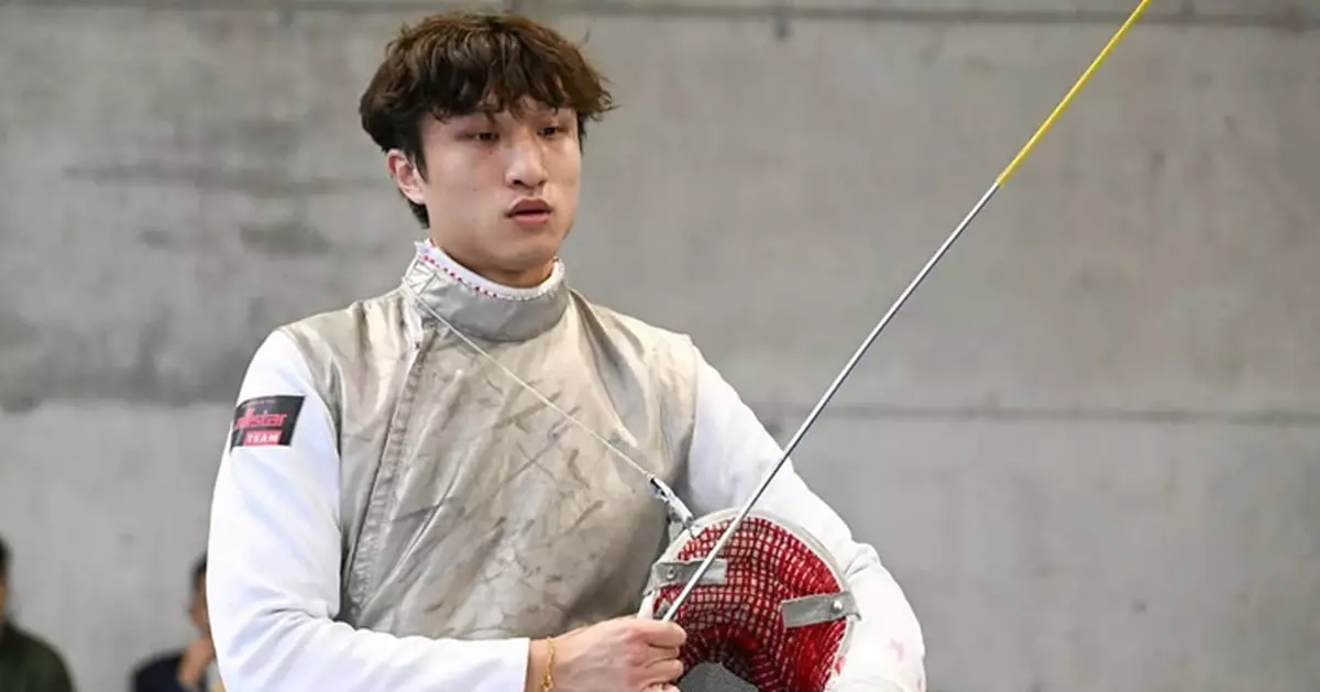 全運會｜港隊男子花劍團體賽晉身四強