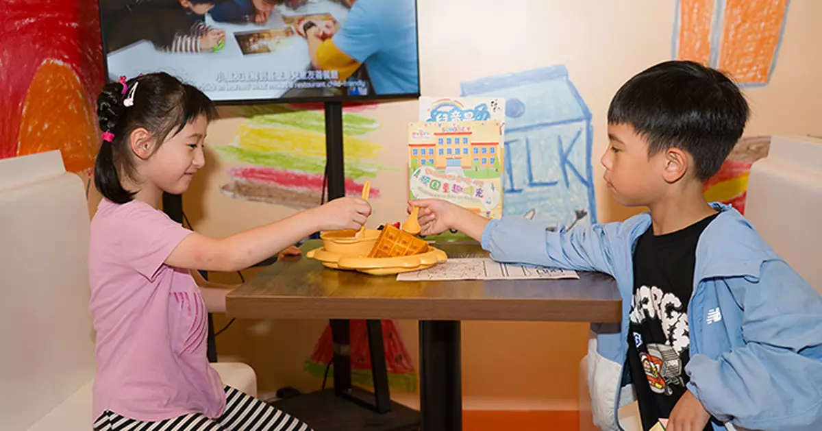 本港103間食肆獲兒童友善認證 「小專家」親授家長五招技巧籲放下「電子奶嘴」