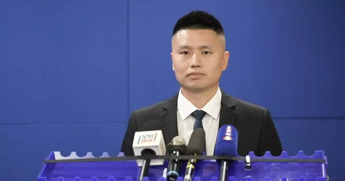 46歲內地漢強行撬中區住宅大門企圖偷竊被捕 警籲聖誕外遊前做好防盜