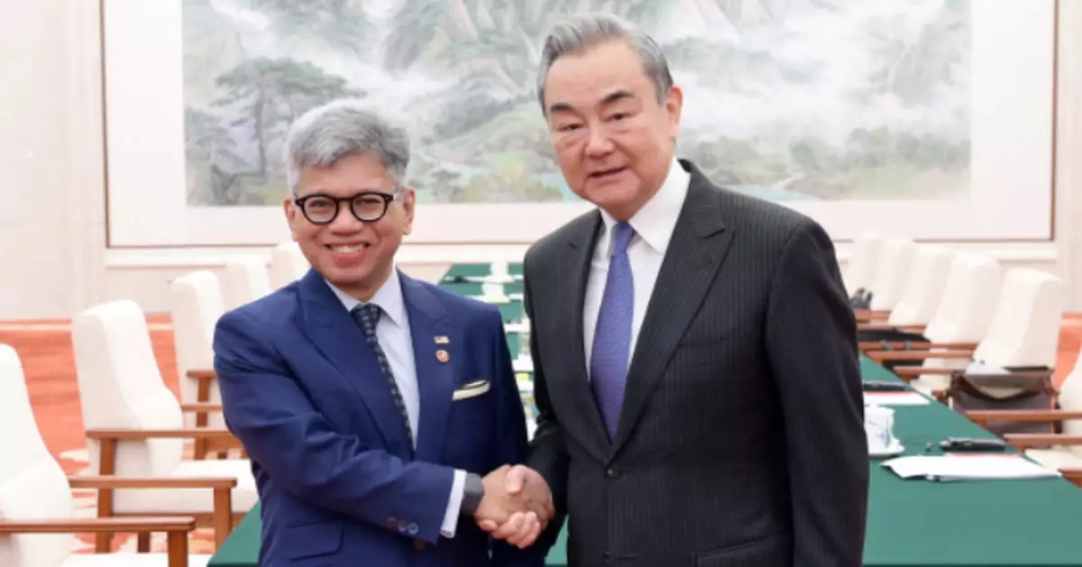 王毅晤馬來西亞國安委主任努西爾萬 強調要共同維護多邊貿易體制