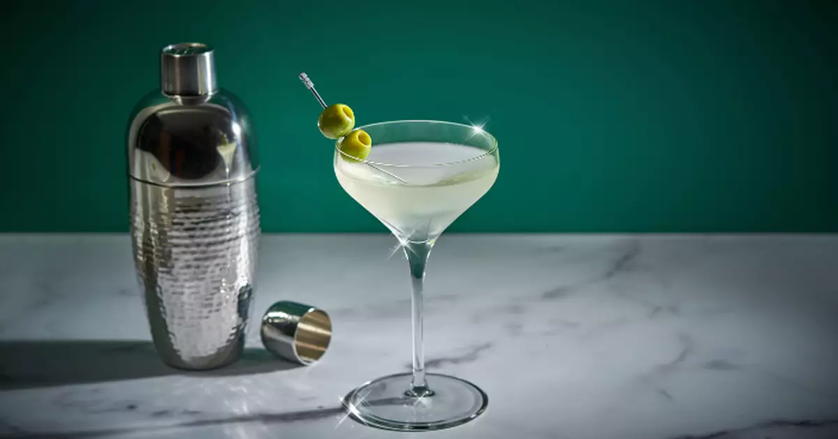 合計216歲！美夫婦成全球最年長夫妻　相守83年的秘訣竟是「這杯酒」？