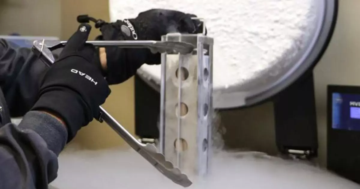 外媒揭地下捐精暗黑亂象：男性藉機性勒索、超級捐精者全球留180子