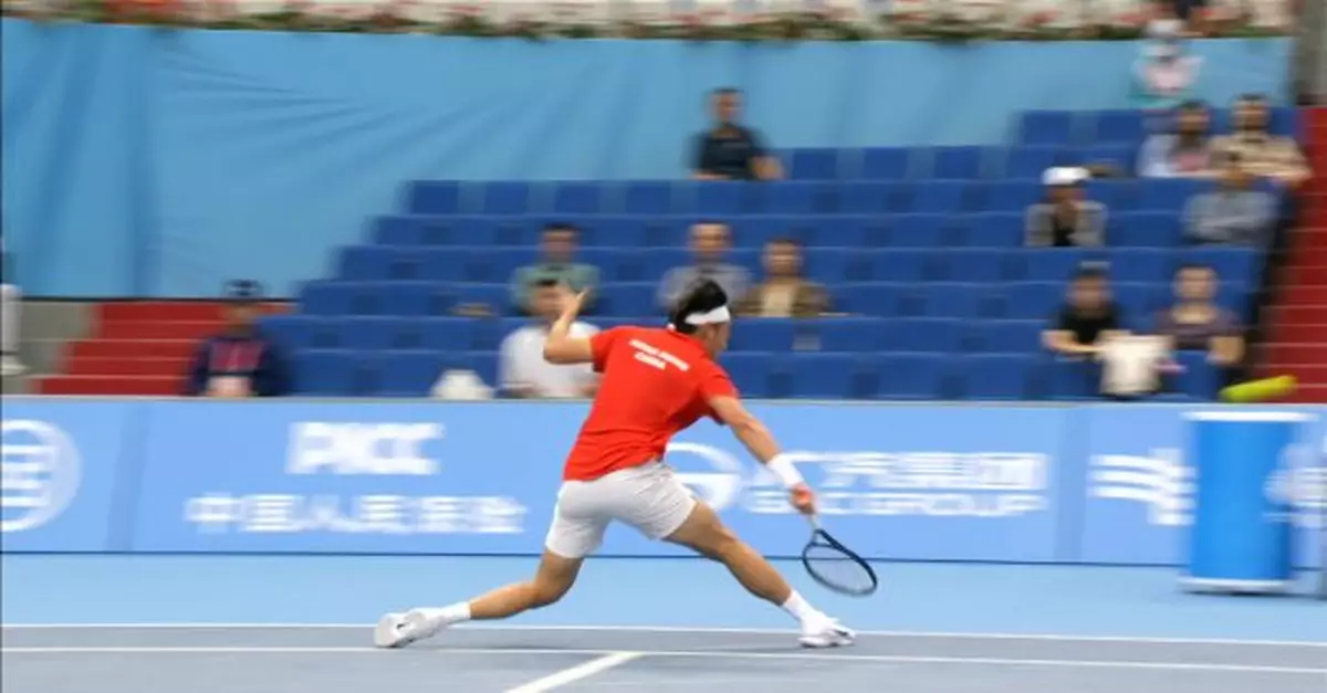 十五運會｜網球男子單打黃澤林擊敗山西選手　晉級第二輪