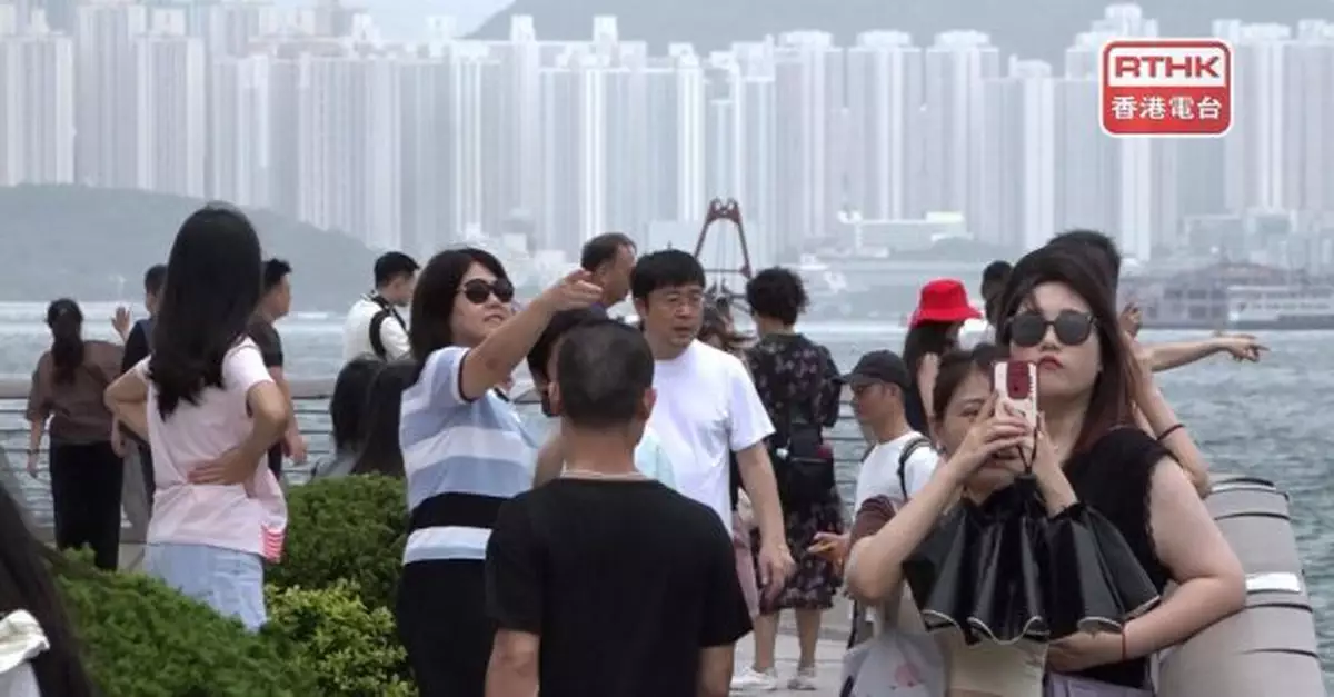 首十月訪港旅客約4100萬人次按年升12%　內地客佔76%