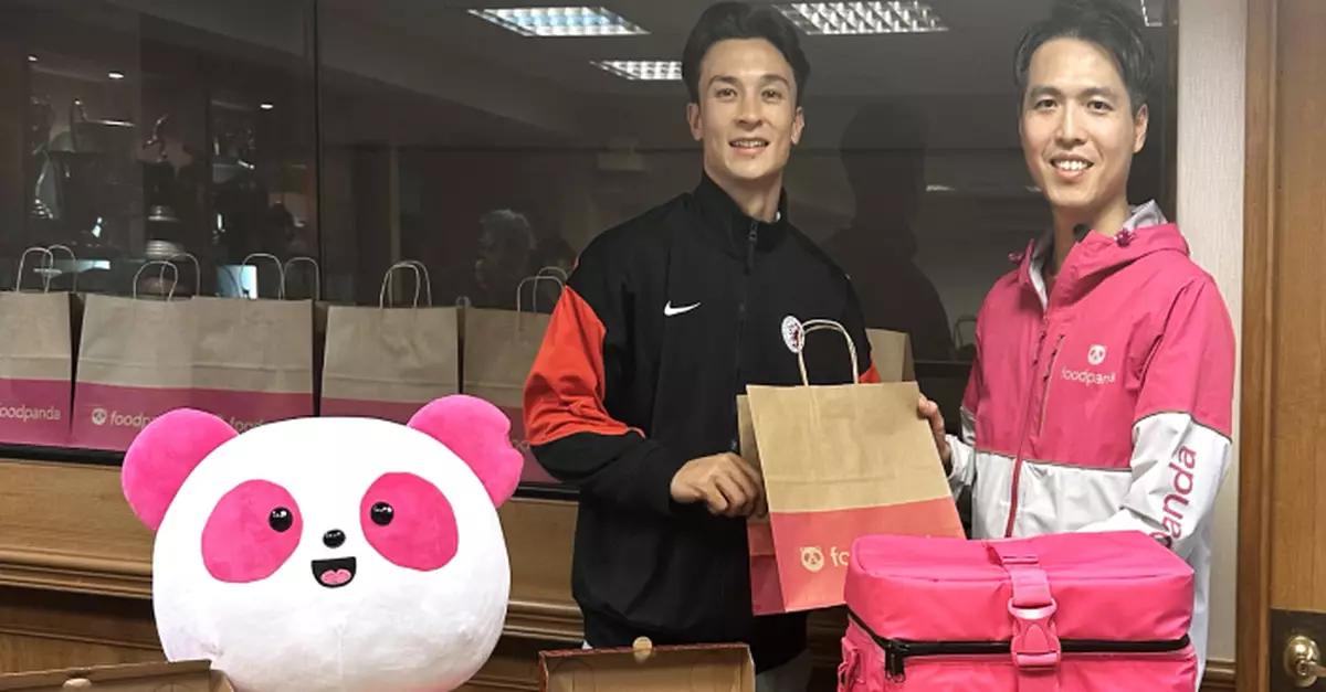 foodpanda以美食傳遞力量 助力港隊迎戰新加坡 全城齊撐港隊提前出線
