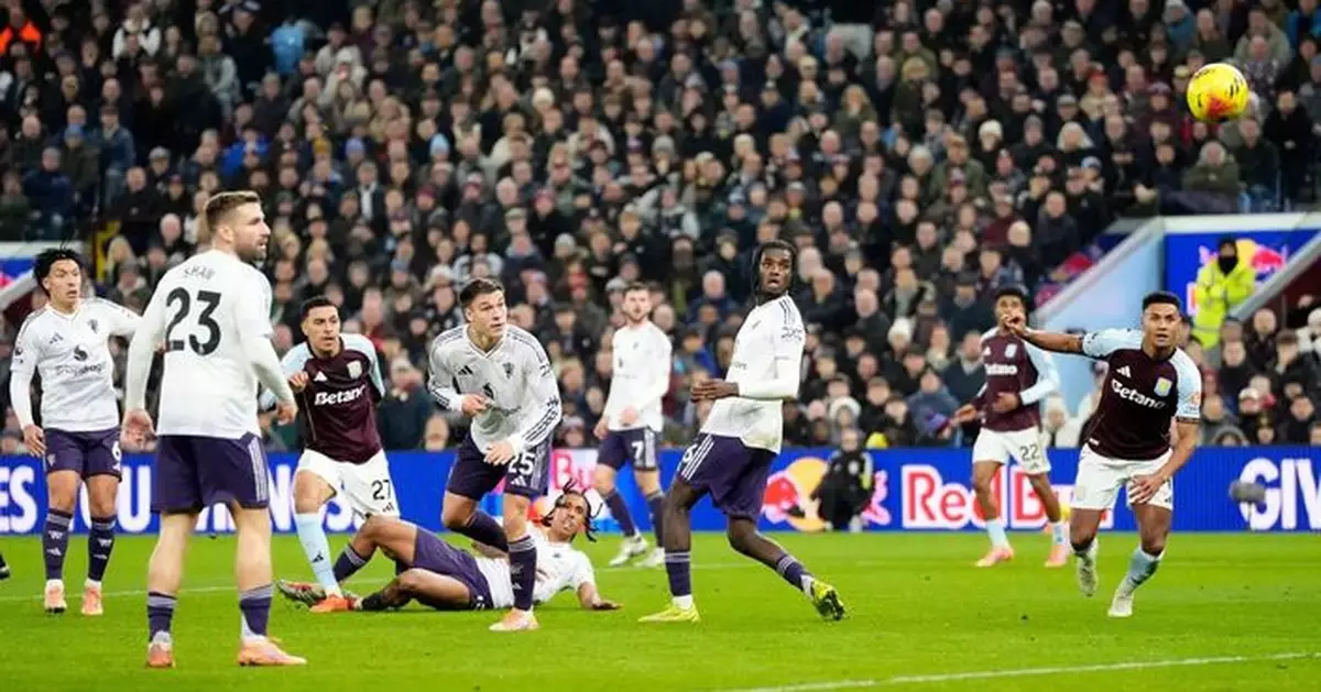 英超阿士東維拉主場2:1擊敗曼聯