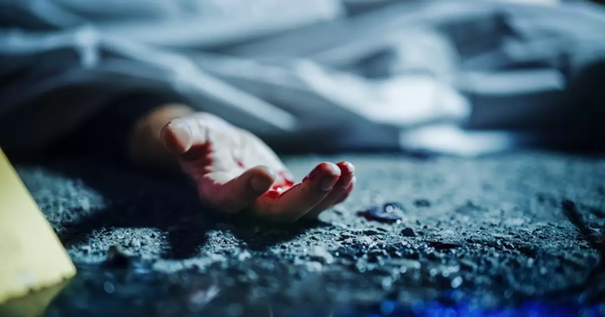 印度男遭風箏線割喉血灑街頭！倒地前狂撥女兒電話求救 仍因失血過多慘死