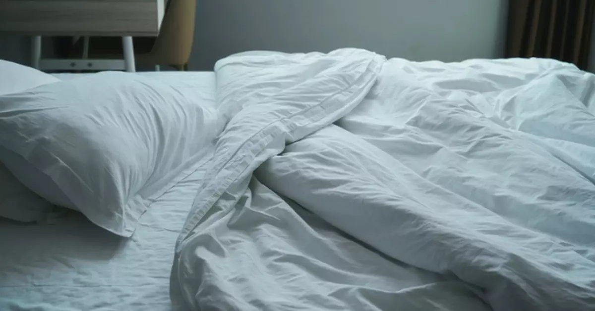 瞓醒勿急著鋪床？英研究揭「放著不動」反能抑制塵蟎繁殖