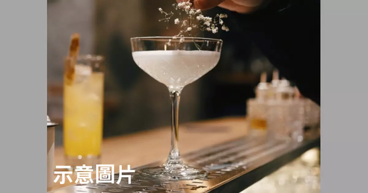 未揮發即飲用 俄男飲「液態氮雞尾酒」致胃部破裂至今仍命危