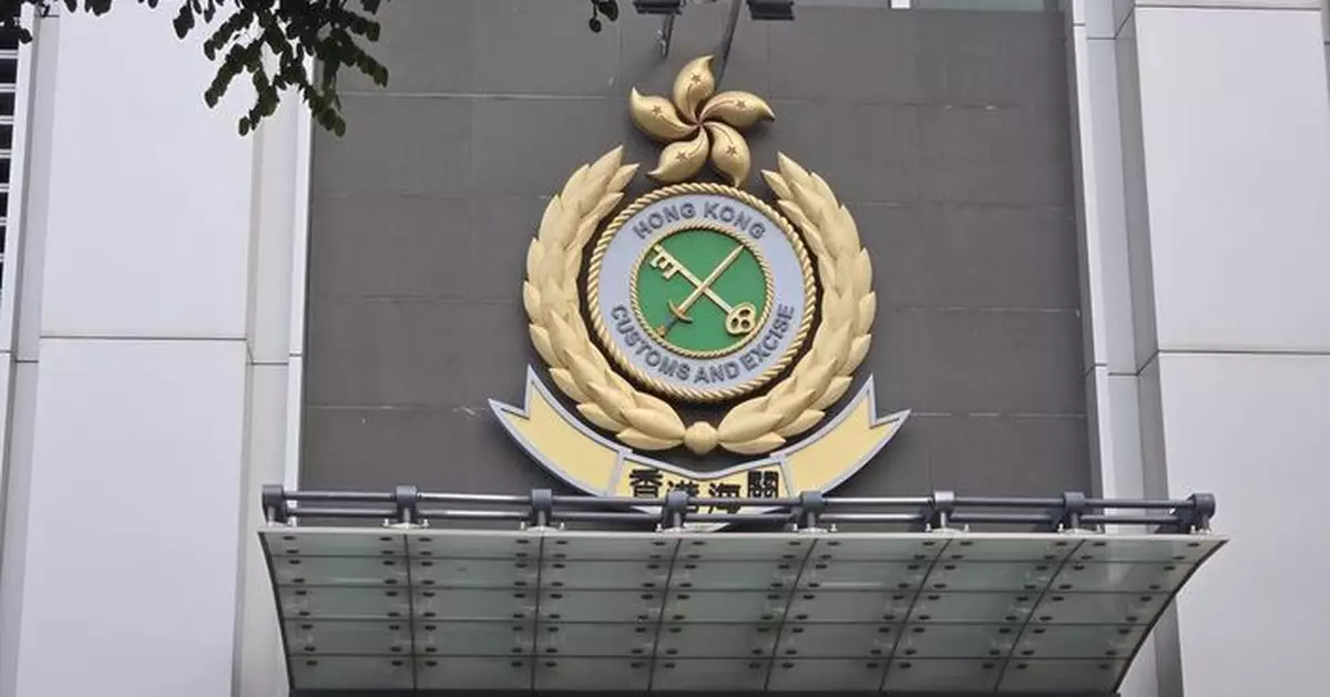 水警及海關大澳聯合反走私 檢48萬支私煙市值約210萬元