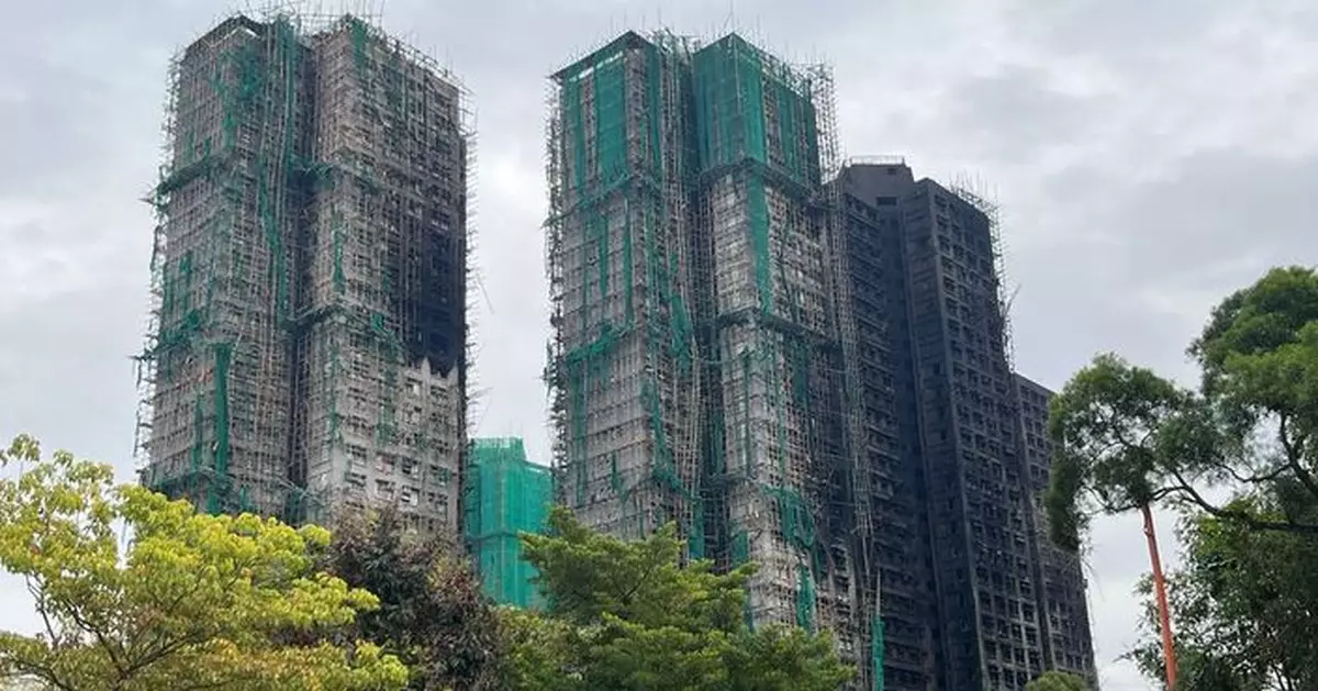 大埔五級火｜宏昌閣、宏泰閣及宏新閣周五起移除被燒毀外牆棚架