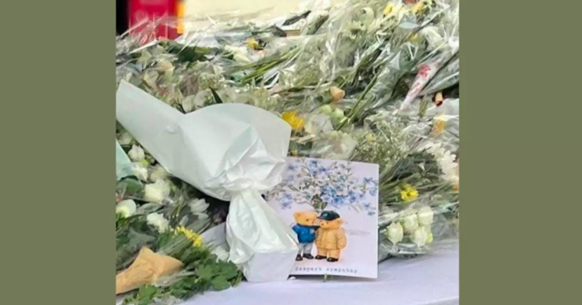 大埔五級火｜鄧炳強到沙田消防局向殉職消防員何偉豪致敬