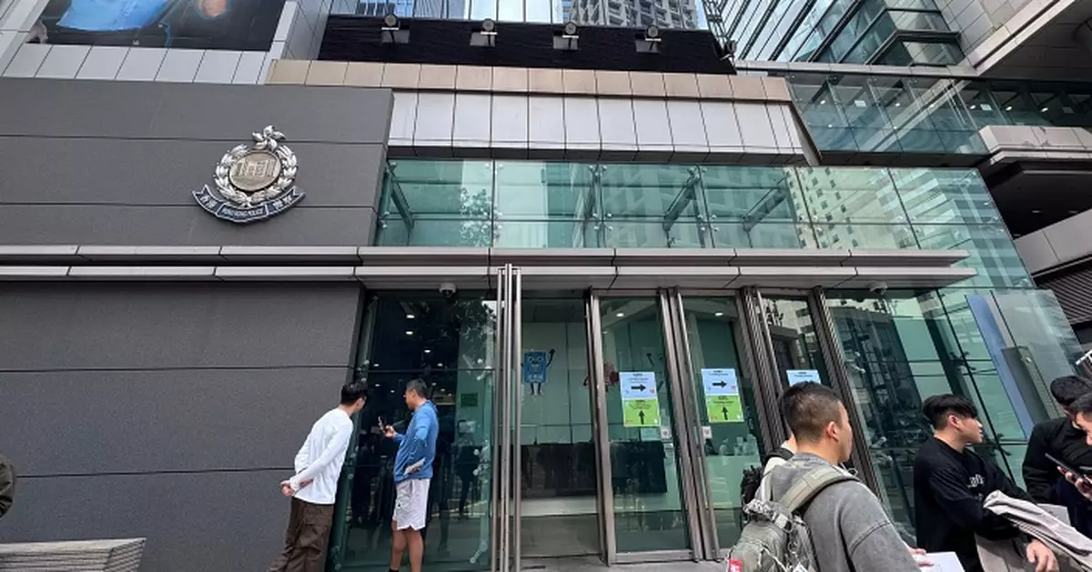 2025立法會選舉｜專屬票站方便公務員投票　鄧炳強：投票人多 非常有序