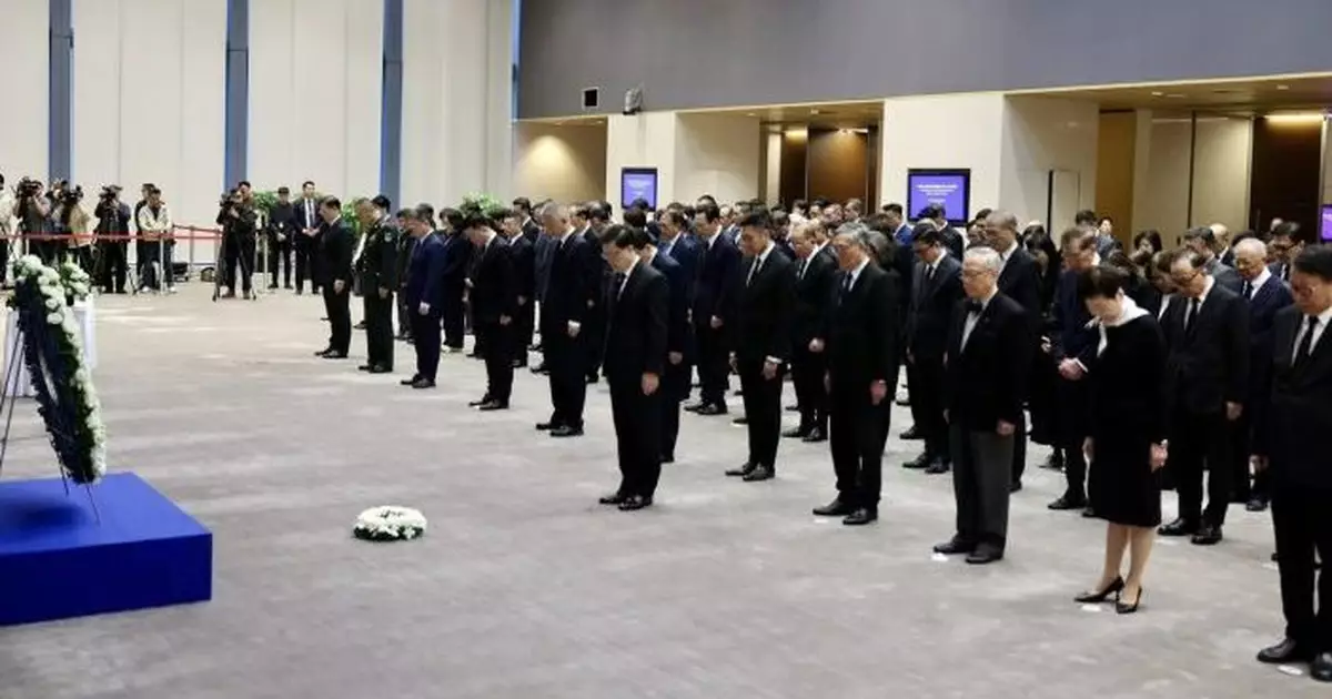 政府舉行「南京大屠殺死難者國家公祭日」紀念儀式　李家超：冀銘記歷史珍愛和平