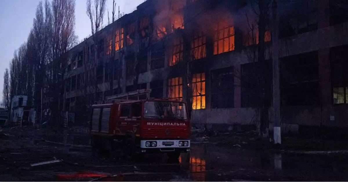 澤連斯基﹕烏能源設施受襲大範圍停電 俄國防部﹕大規模空襲打擊烏軍工企業