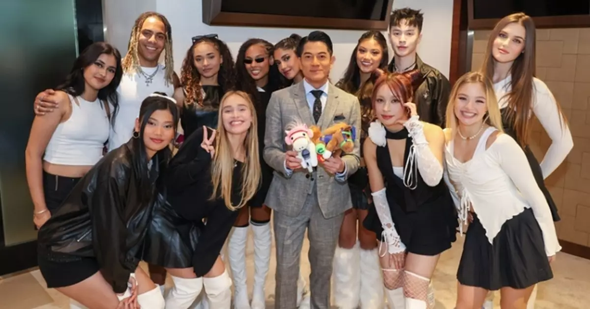 郭富城親臨現場支持打氣 見證Now United首踏沙田馬場亮相圈表演