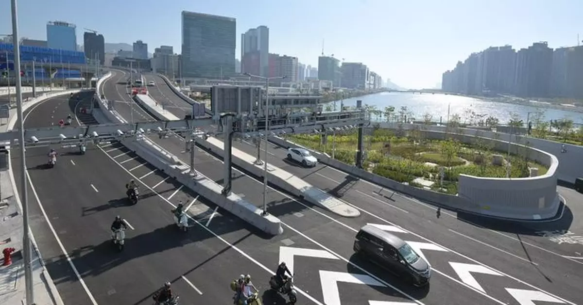 中九龍繞道（油麻地段）開通後首個工作天 早上交通暢順